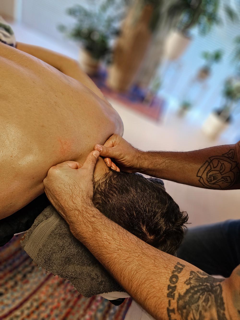 Kopf, Schulter- und Nackenmassage